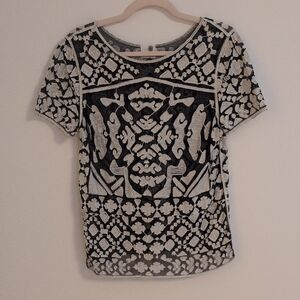 Everleigh Black And Cream Patterned Short Sleeve Tee